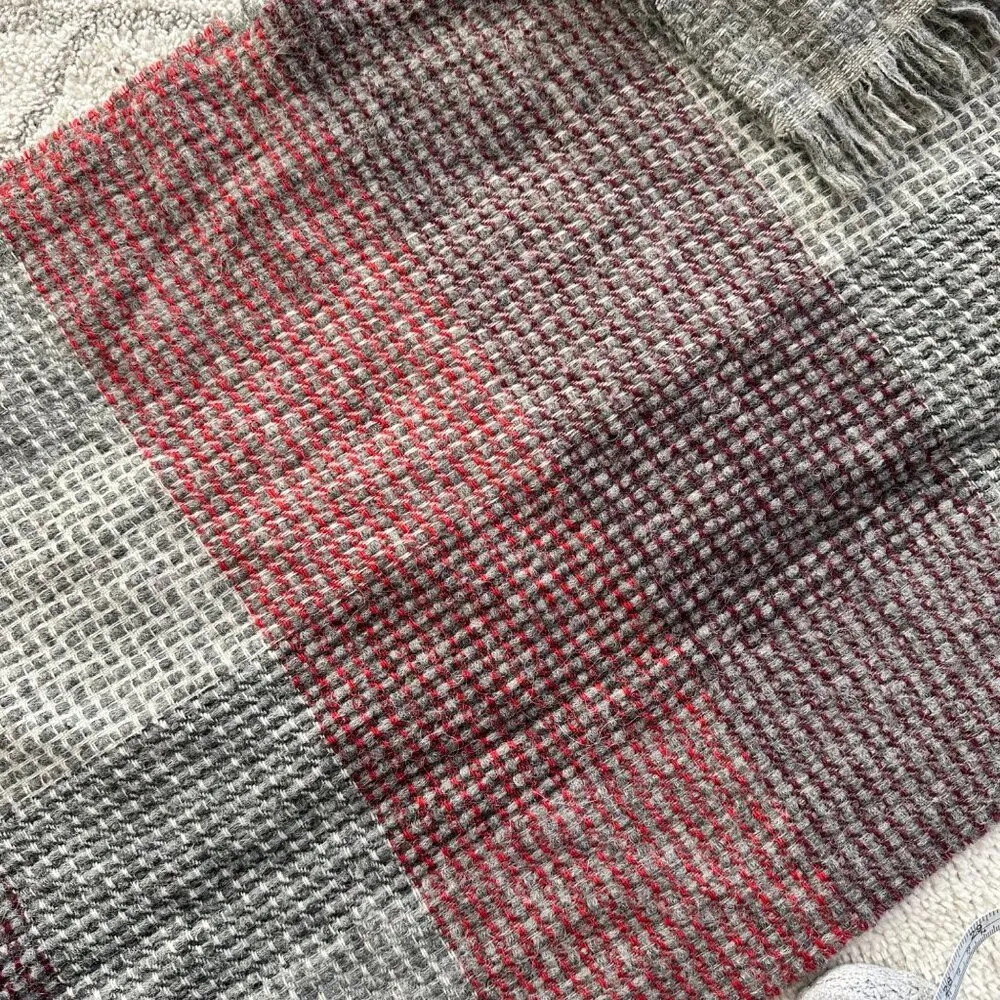 Banana Republic Rad/Gray Check Plaid Large Rectangle Wool/Alpaca Blend Scarf - Image 2