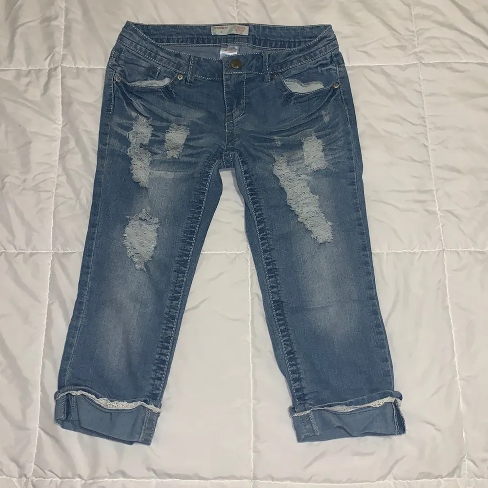 Distressed Lace Denim Jean Capris - Image 3