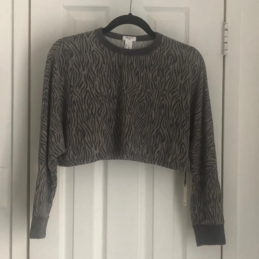 🆕Forever 21 Pajama Set, Size Small - Image 2