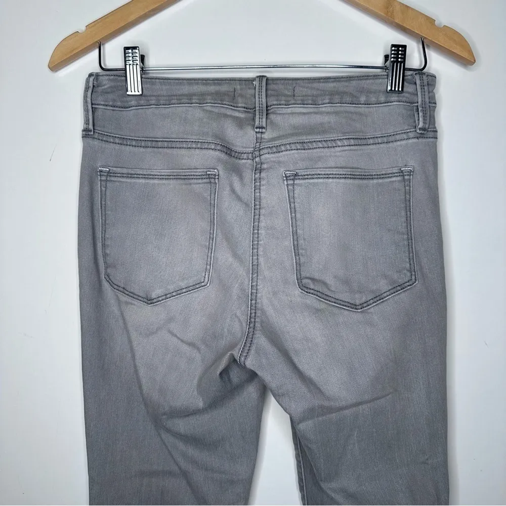 ATHLETA Gray Sculptek Skinny Jeans Size 6 - Image 5