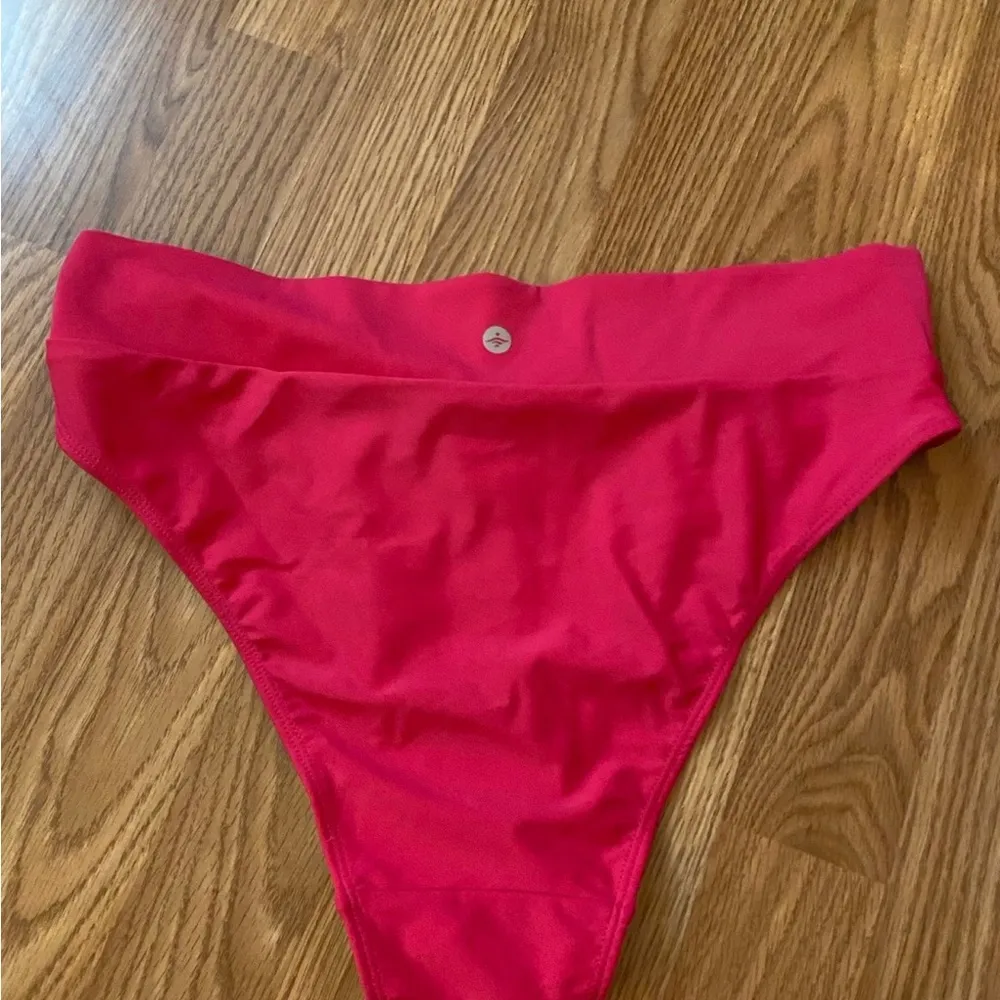 Halara Bikini Bottoms Size Large - Image 3