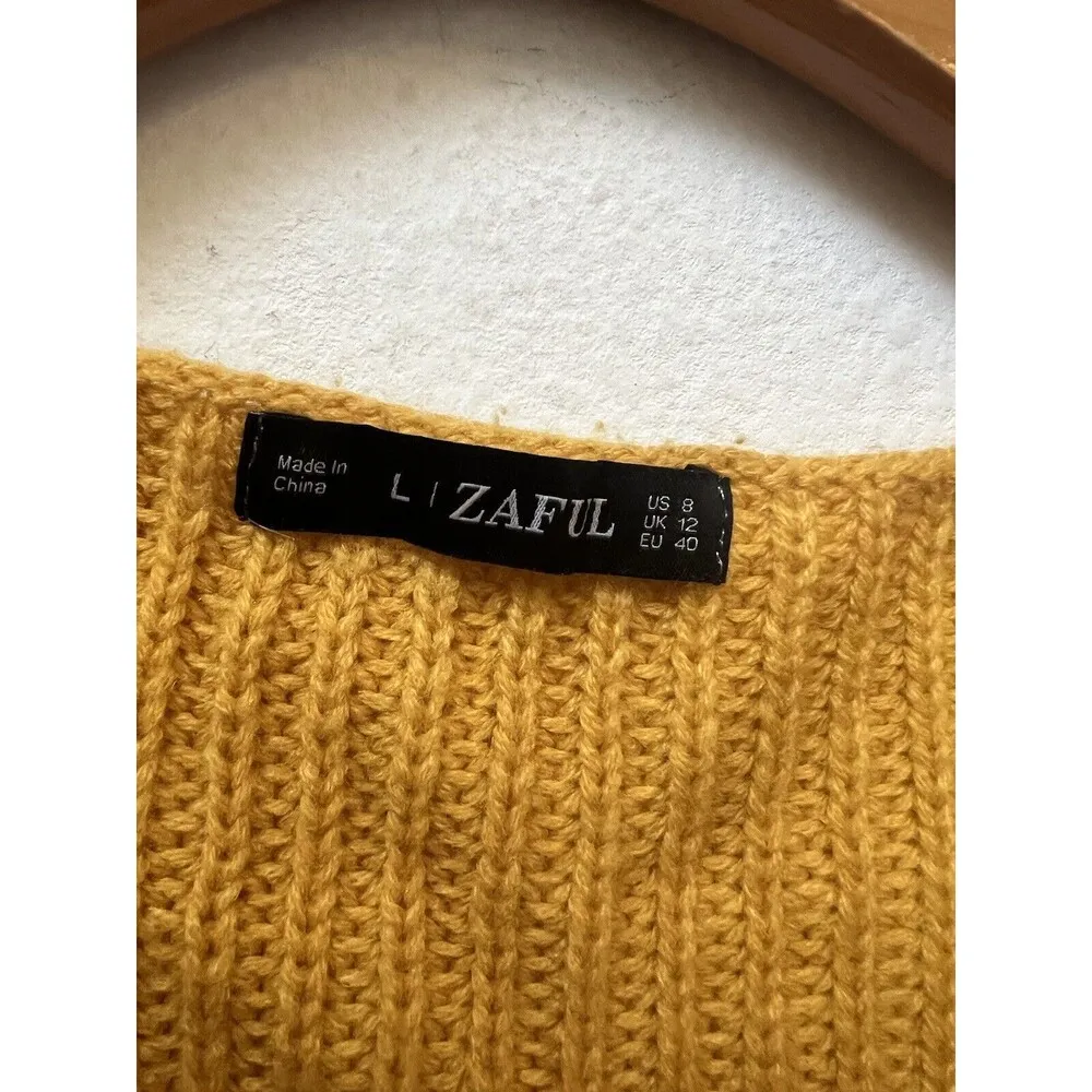 ZAFUL SOLID YELLOW CABLE KNOT SWEATER SIZE LARGE (L9) - Image 2