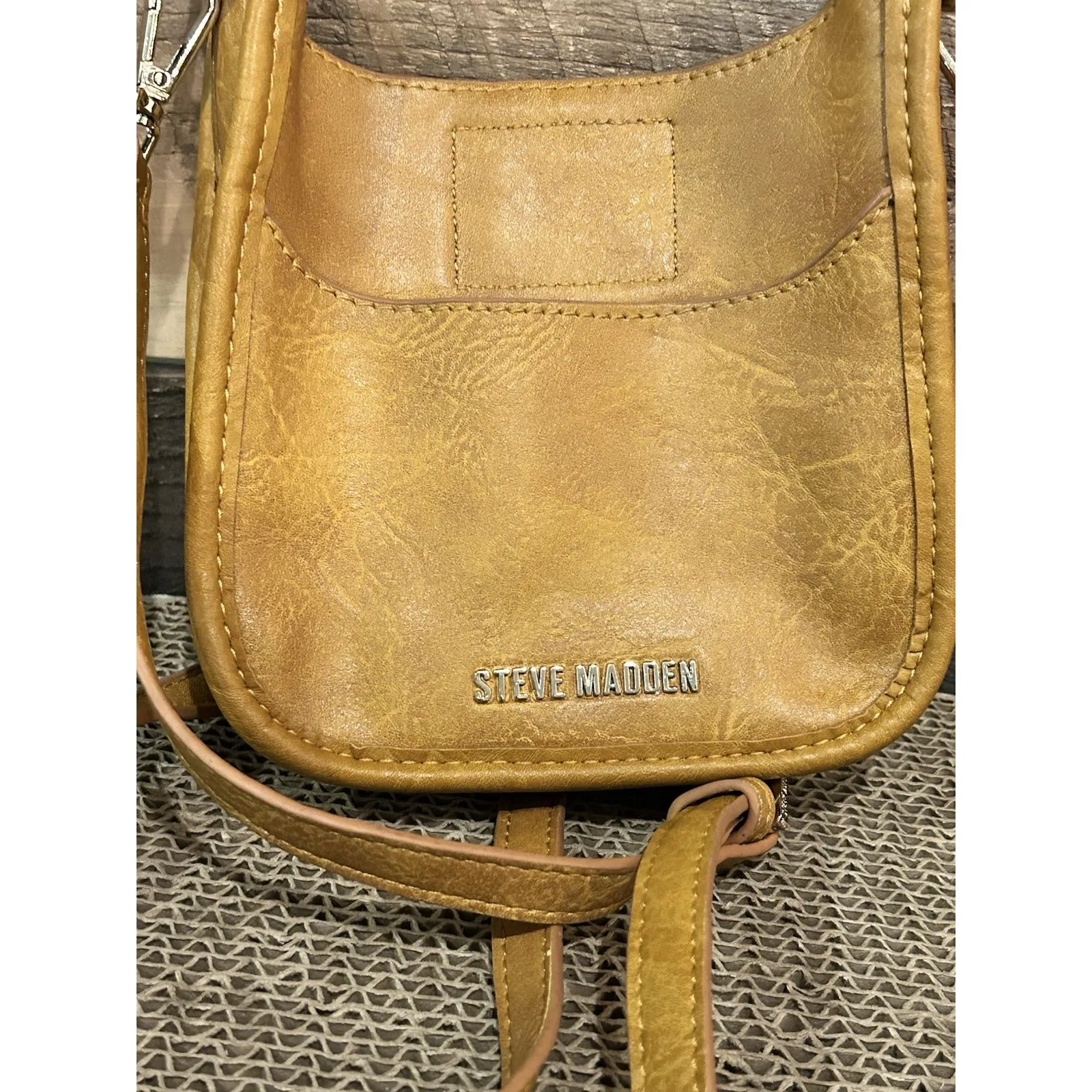 Steve Madden Crossbody Tan Bingrid Vegan Western Boho GORPcore Street Academia - Image 6