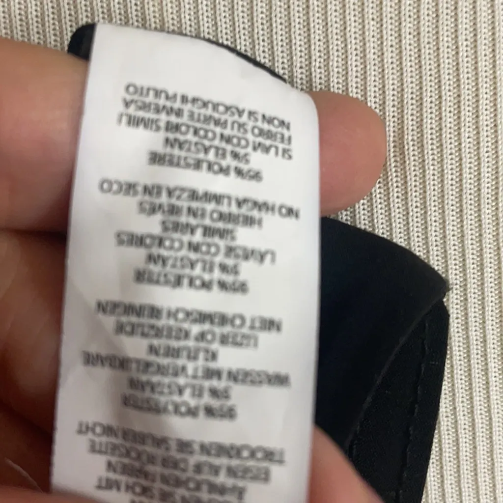 - Boohoo wrap around black crop top - Image 5