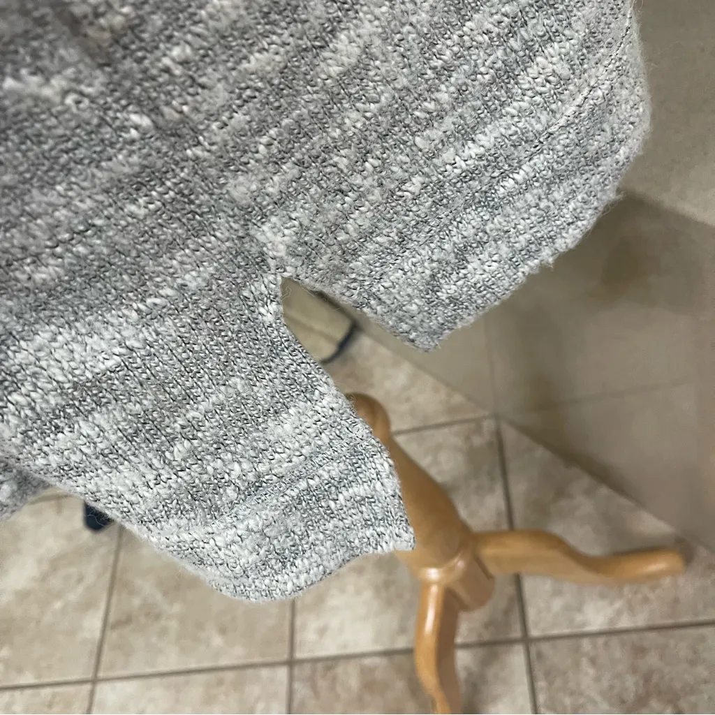 Sanctuary Revolve Cowl Neck Gray‎ Sweater Wool Blend Size Small Cozy Winter Fall - Image 9