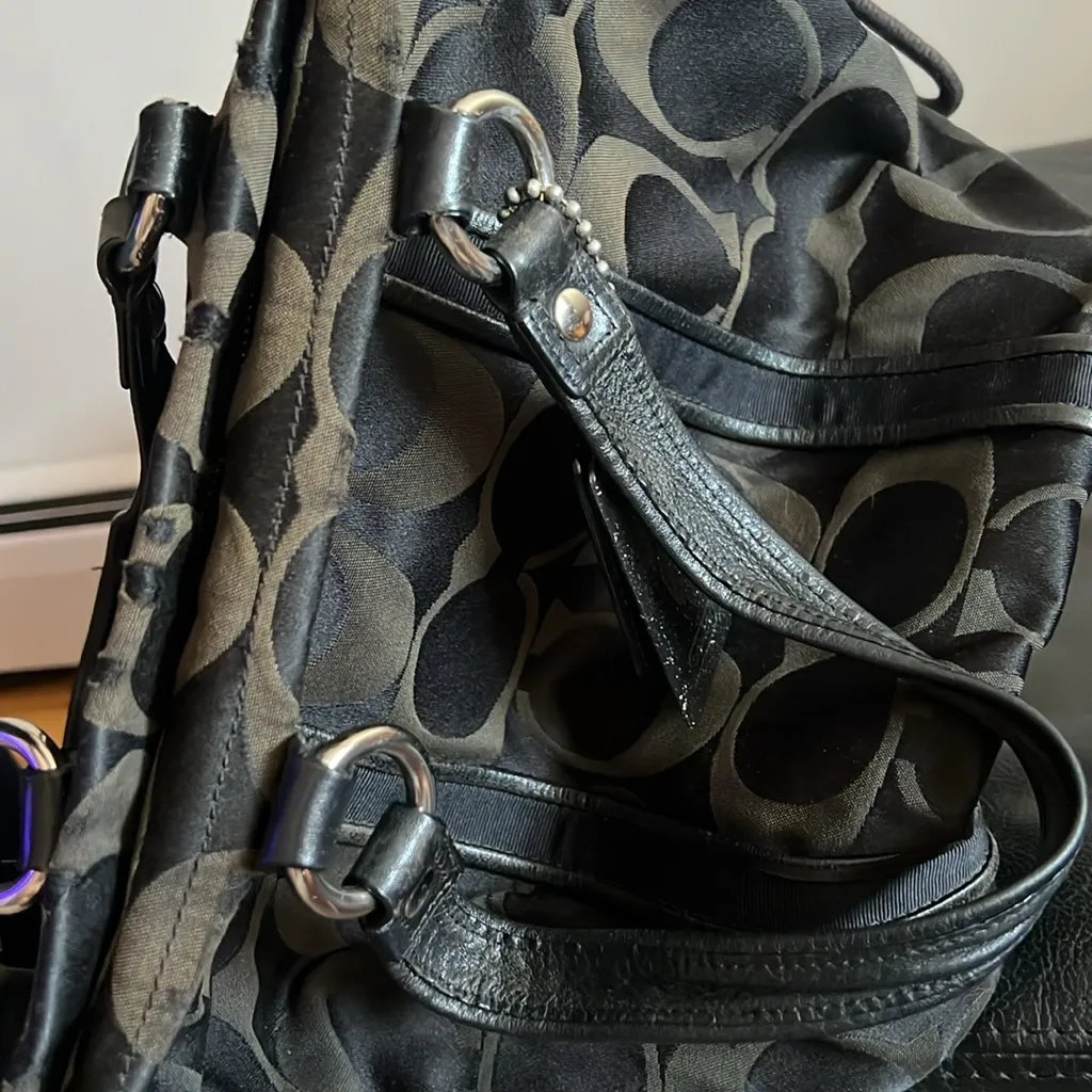 Coach Shoulder Bag - Image 8