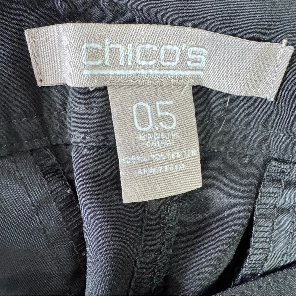 Chico’s Black Cropped Cargo Ankle Pants Lightweight and Silky Comfort Waistband - Image 7