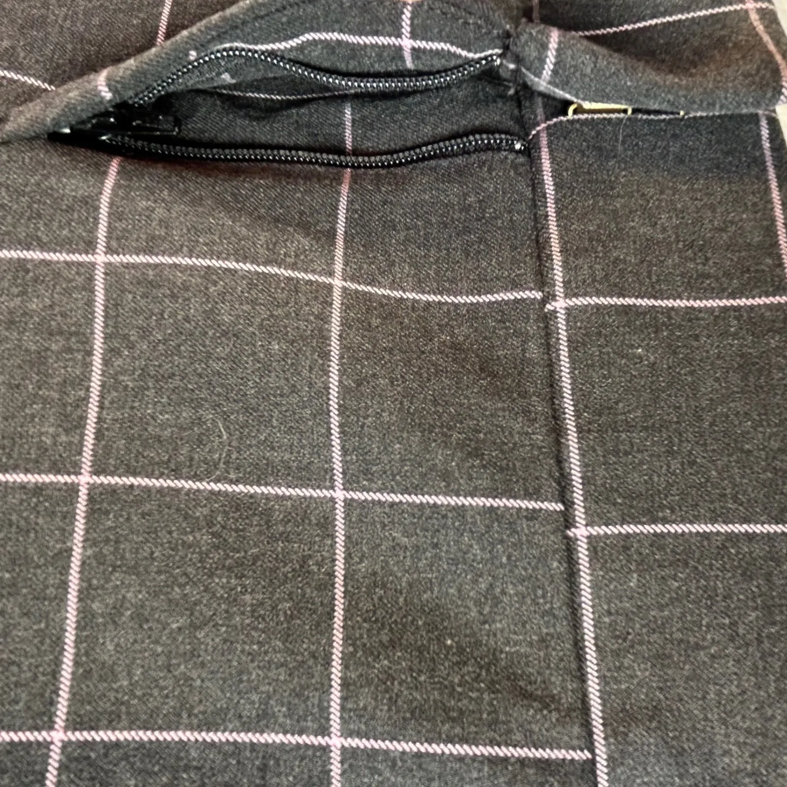 LOFT Petite Marisa Pants Charcoal Grey Pink Plaid Straight Leg Casual Size 2P - Image 6