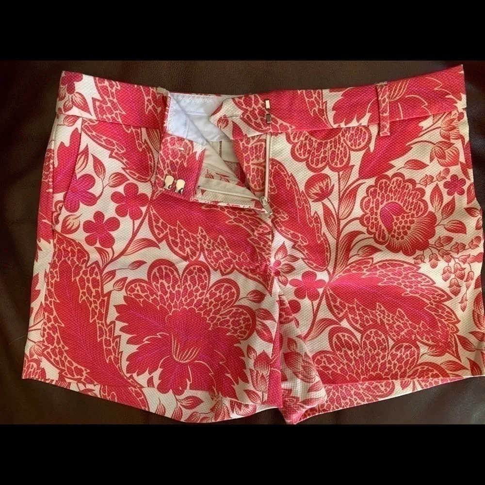 Kenar Pink & White Floral Pattern Shorts - Image 2