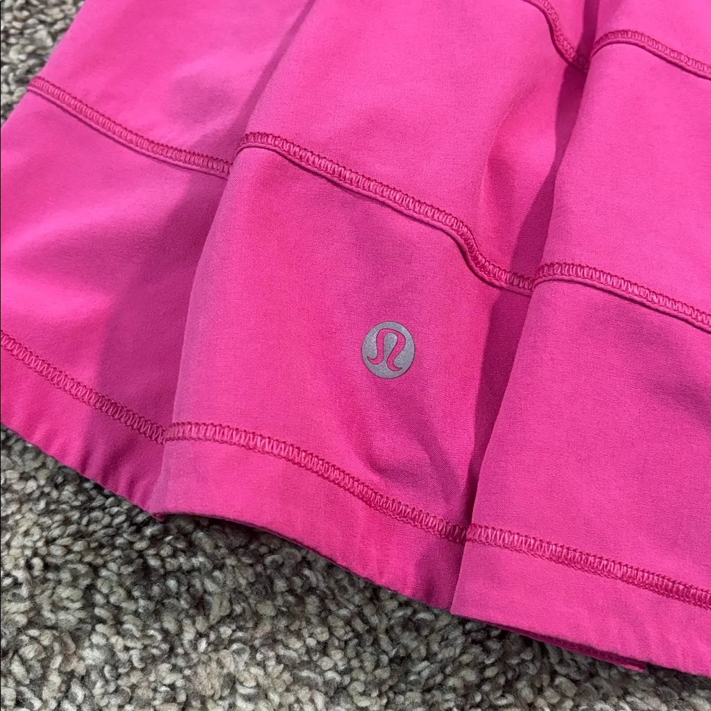 Lululemon Pace Rival Mid Rise Skirt size 4 - Image 4