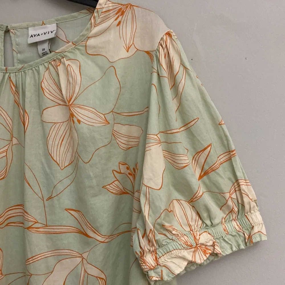 Ava & Viv womens Floral top size 2X - Image 2