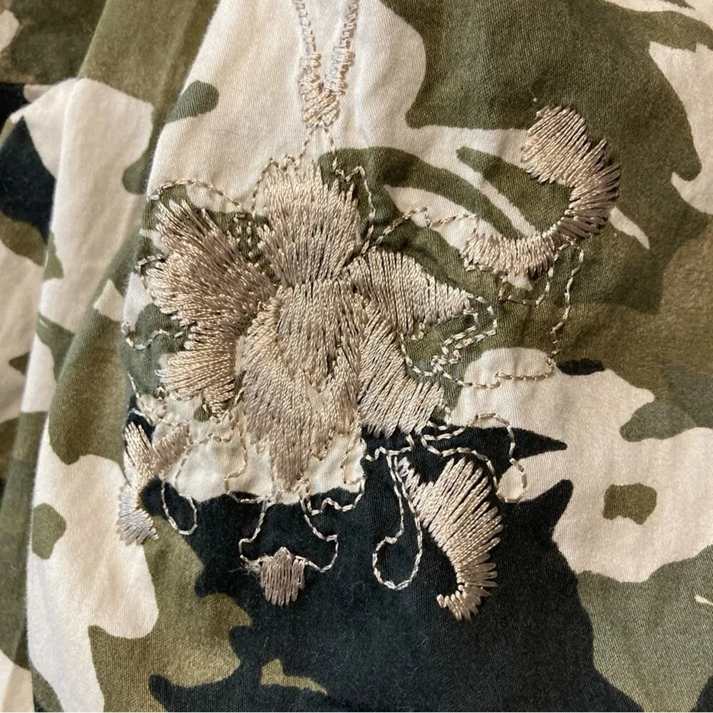 Chico’s Camouflage Camo Embroidered Long Sleeve Button Down Shirt Blouse Top - Image 10