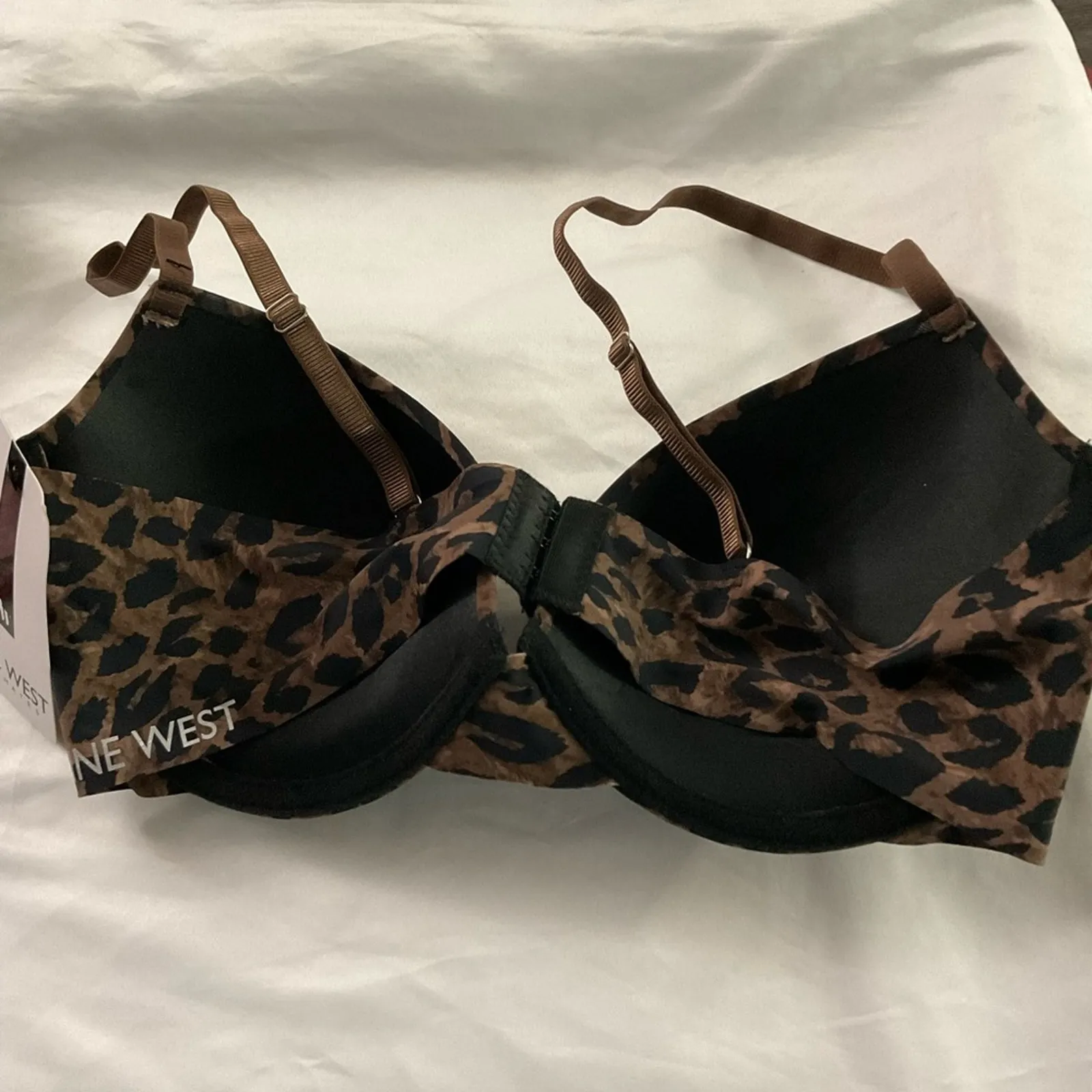 Nine West Intimates Leopard Print Bra 36C NEW  Animal Print Mobwife Dopamine - Image 4