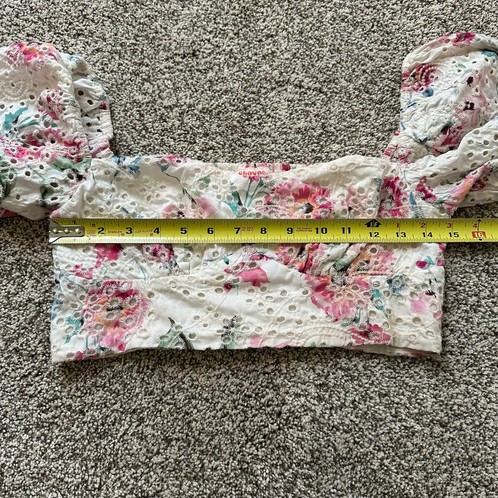 Showpo. cream floral eyelet off the shoulder crop top size 6 Pink - Image 9