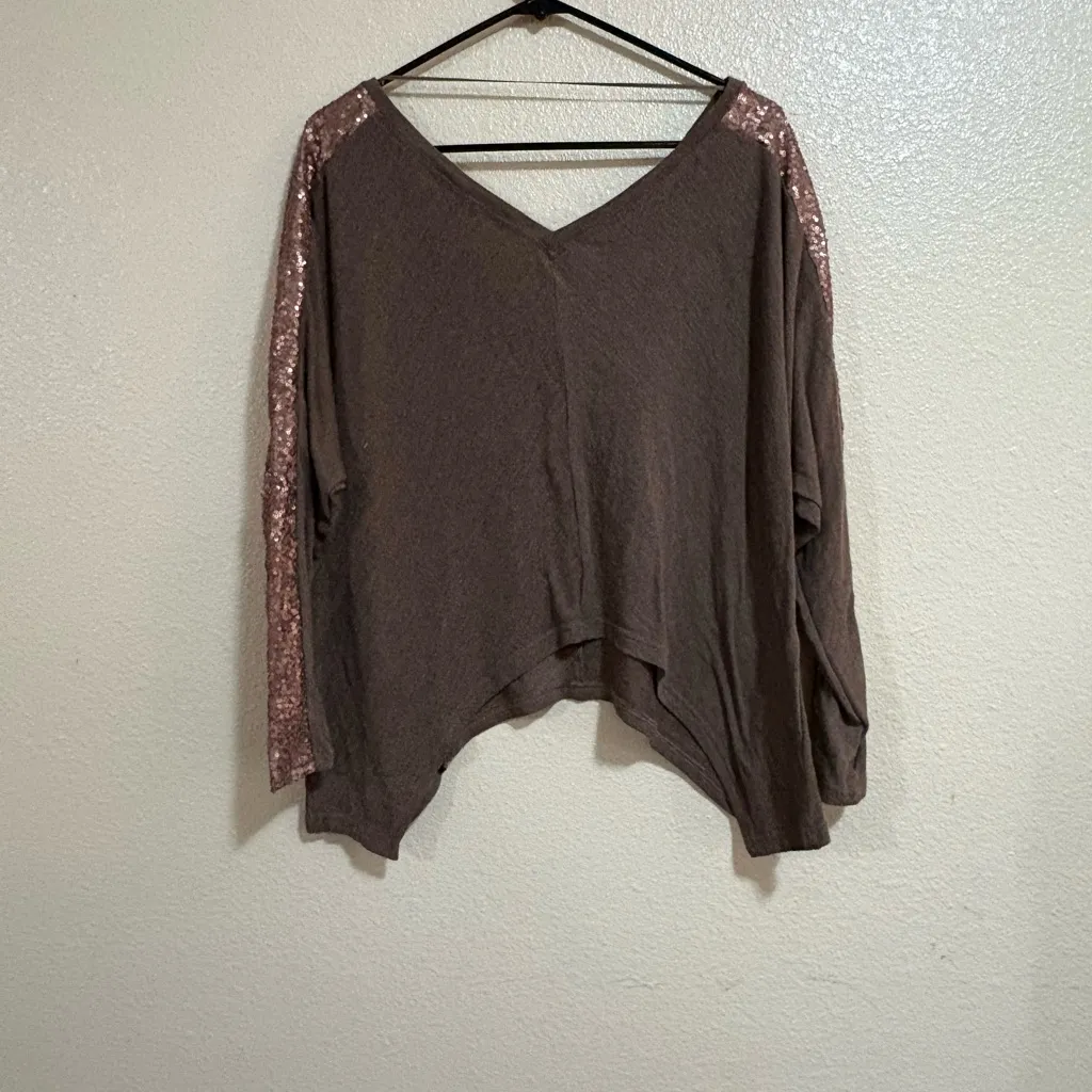 HOMAGE Brown V - Image 2