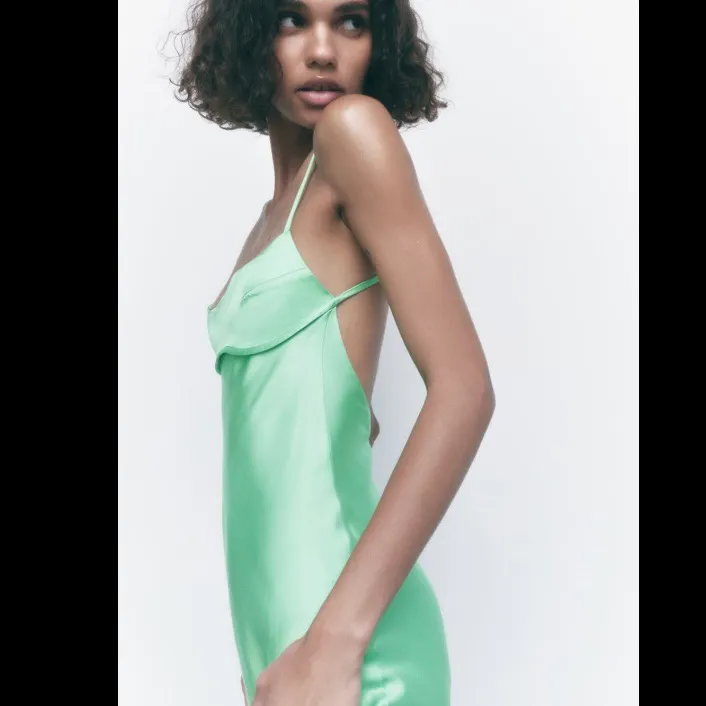 NWT  MINT GREEN SATIN EFFECT MIDI CUT OUT DRESS VIRAL TIKTOK - Image 7