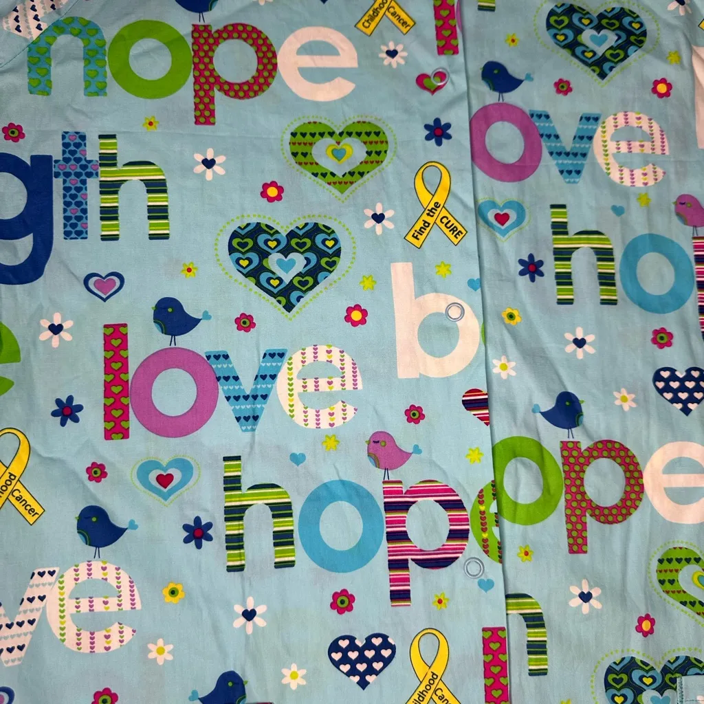 Bio Childhood Cancer Scrub Top in Light Blue Size Large NWT Love Hope Strength - Image 11