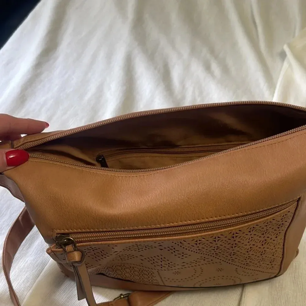 BOHO Brownton Crossbody, shoulder bag Tan - Image 8