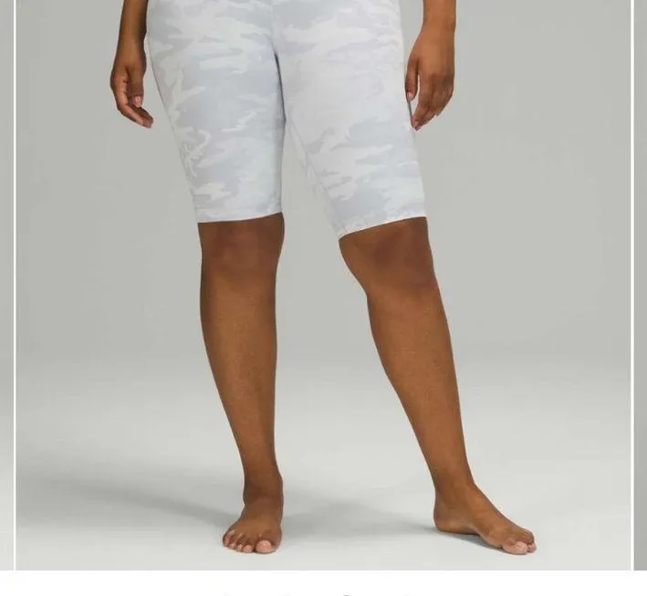 Camo Print High-Waisted Shorts - Image 2