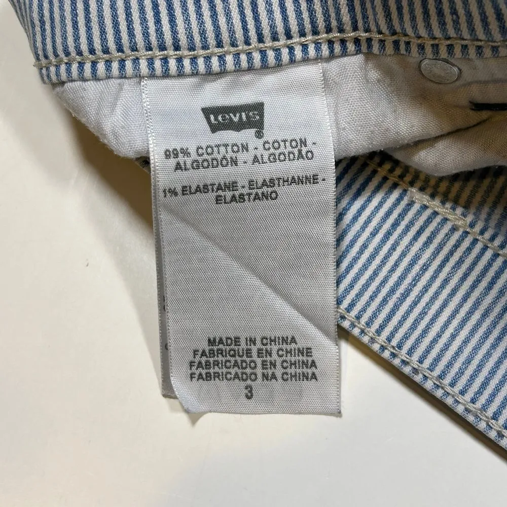 Y2K Levi‎ Jeans Denim Mid Rise Shorts Womens 3 Blue - Image 5