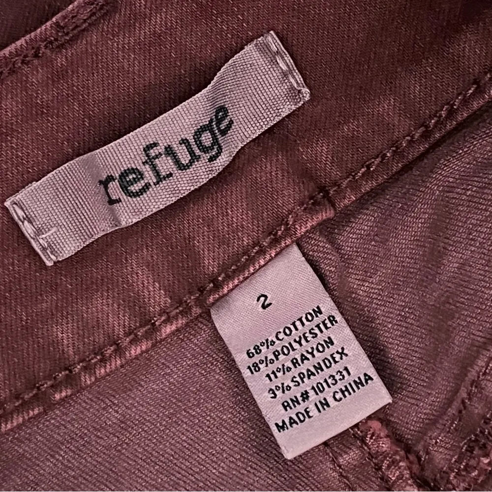 Refuge Raw Hem Distressed Cropped Jeans - Size 2 - Image 5