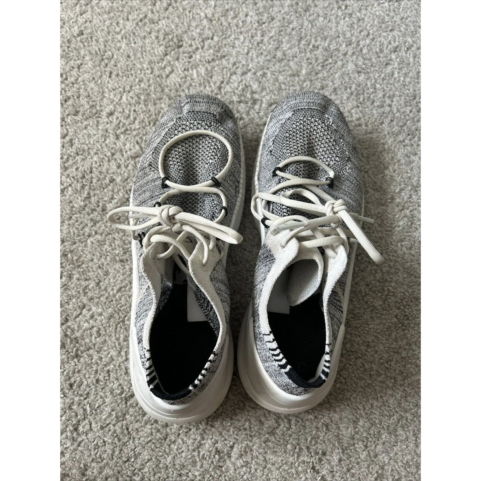 2018 Nike TR Flyknit‎ White/Black Training Shoes 942887-101 Women 8 - Image 3