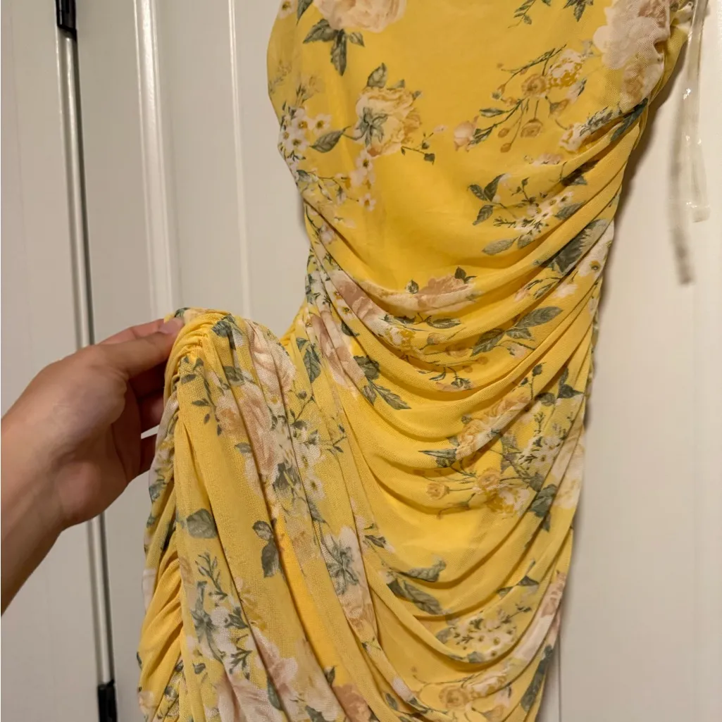 Privy Yellow Floral Ruched Maxi Dress - Image 4