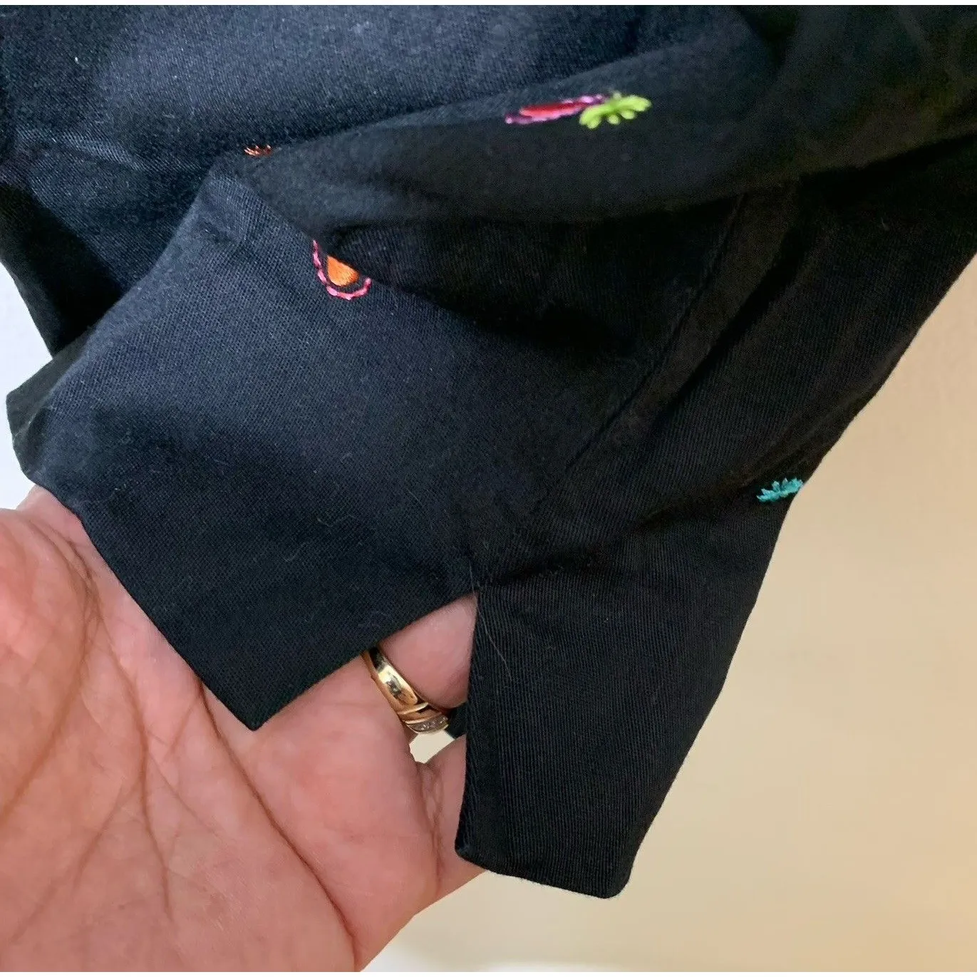 Jenni Max NYC Women’s Embroidered Cropped Pants Sz 4 Black Colorful Dots Stretch - Image 6