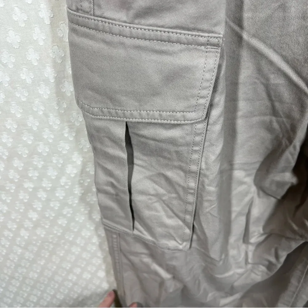 Abercrombie &‎ Fitch Khaki High Rise Cargo Pants - Image 2