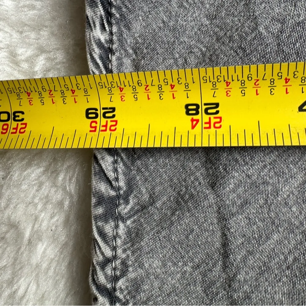 Solitaire Gray Embroidered Tunic and Pants Set - Image 6