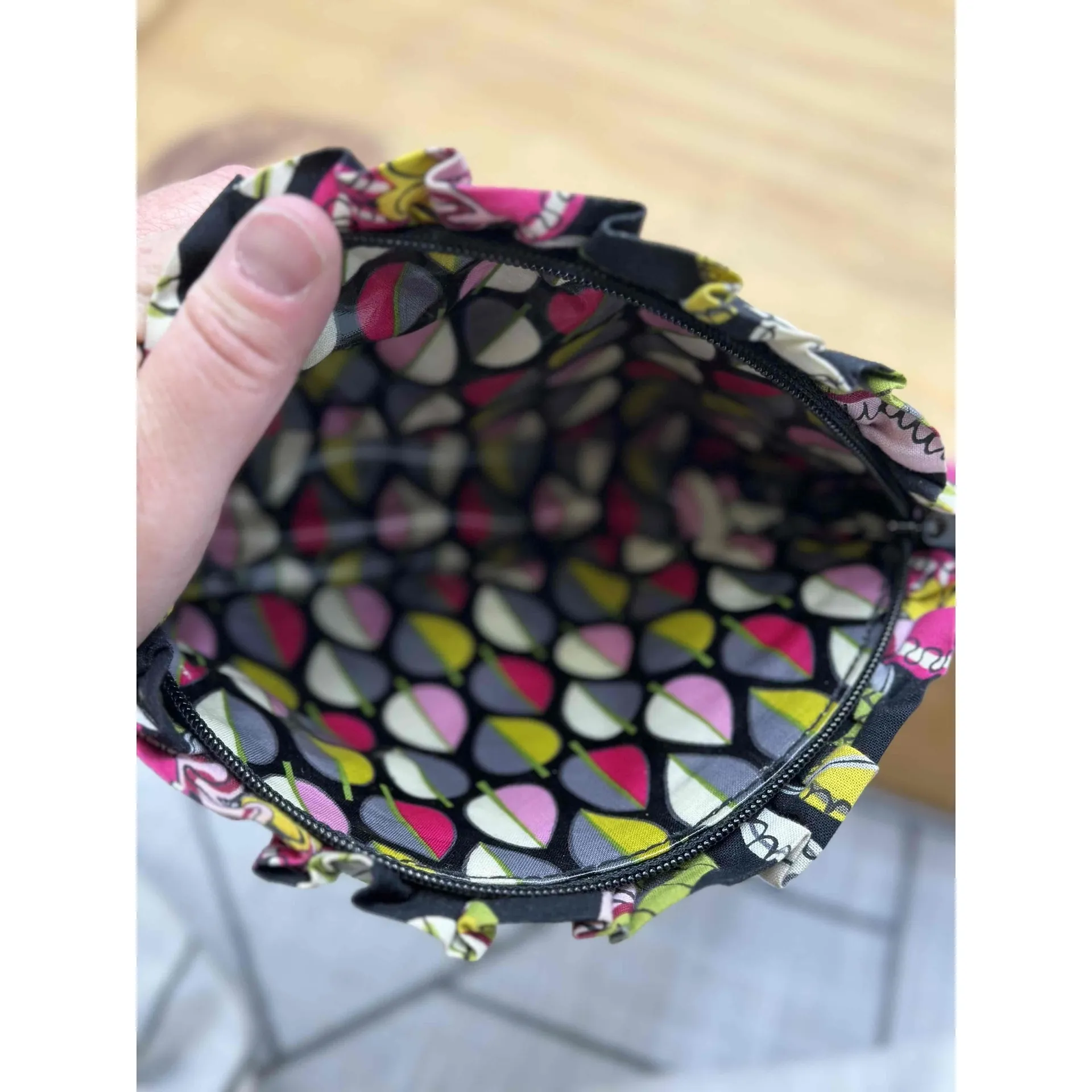 Vera Bradley Floral Cosmetic Bag Zip Closure Black - Image 9