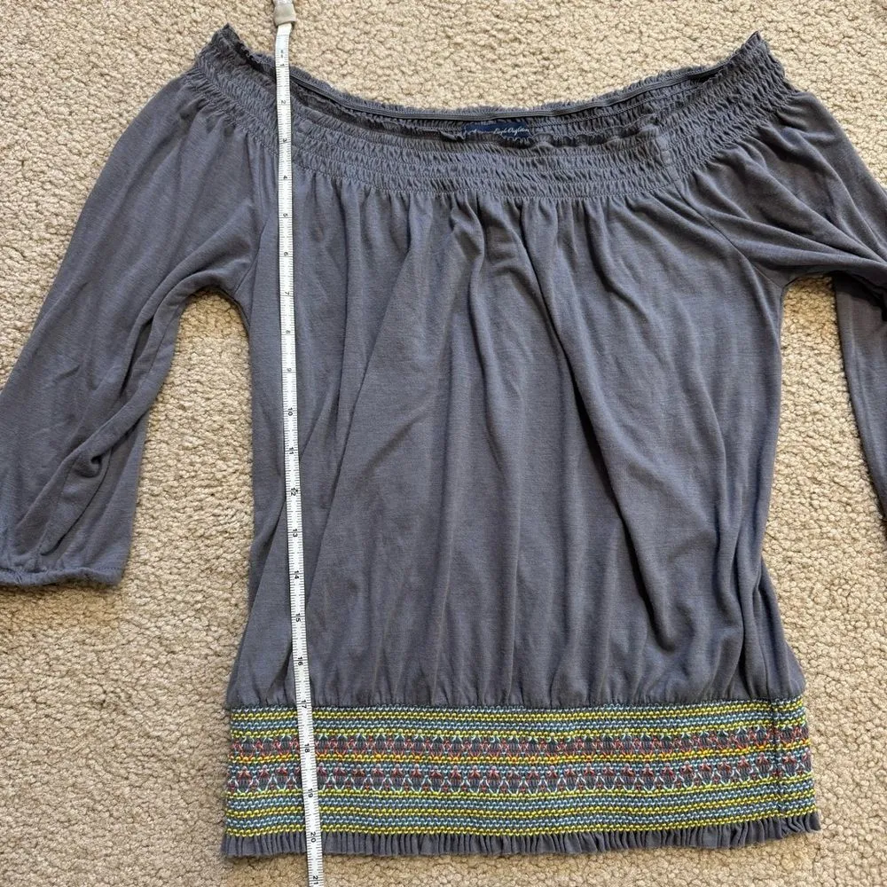 American Eagle vintage Y2K boho embroidered off the shoulder gray top, size XS - Image 7