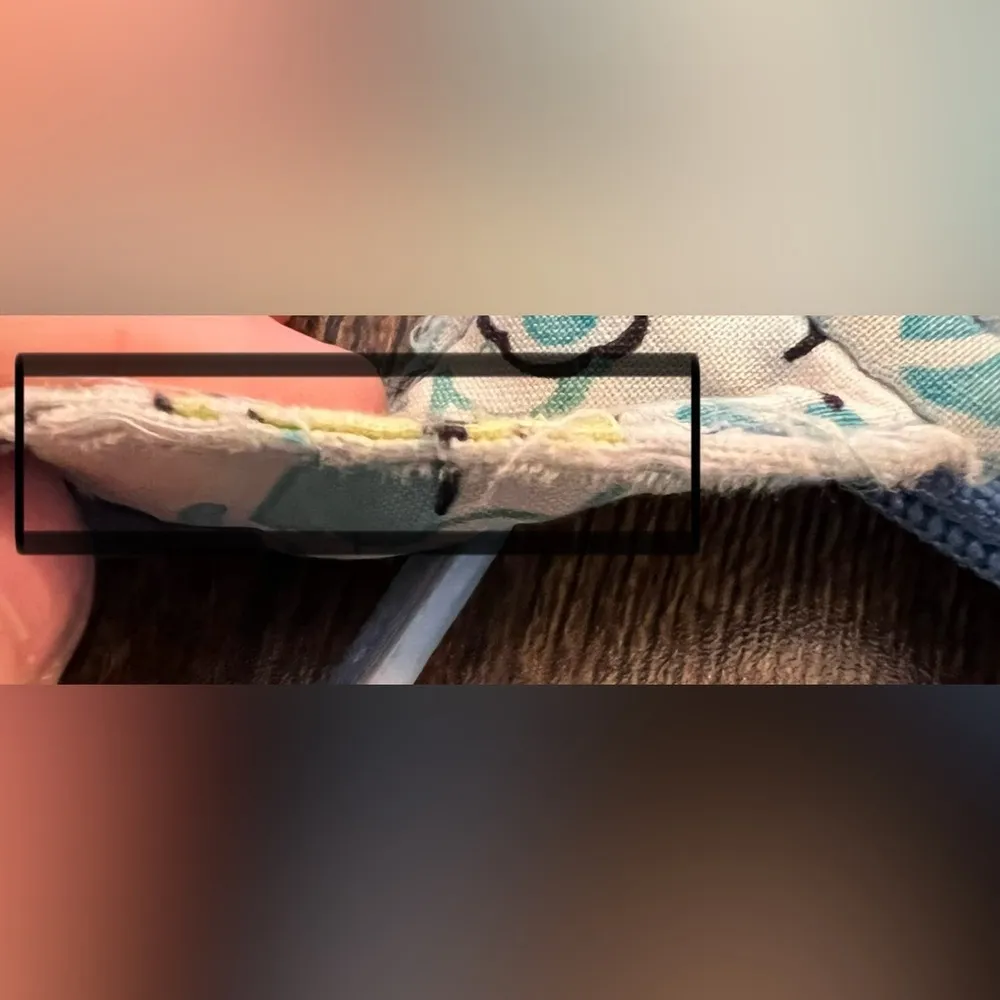 Vera Bradley RETIRED:  | ladies Blueberry Blooms quilted crossbody handbag. - Image 11