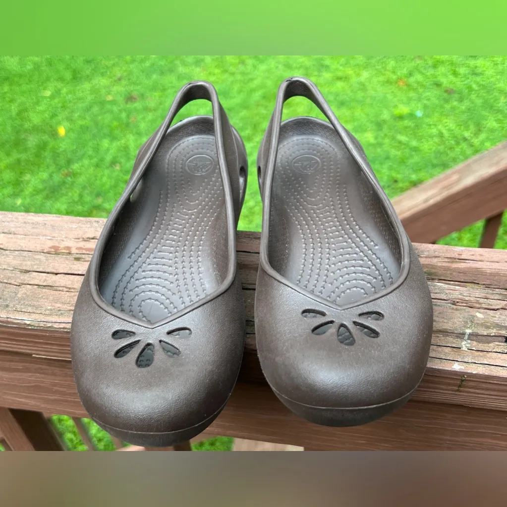 Crocs Taylor Women’s Closed Toe Slingback Brown Casual Comfort Flats 200092|Sz:7 - Image 16