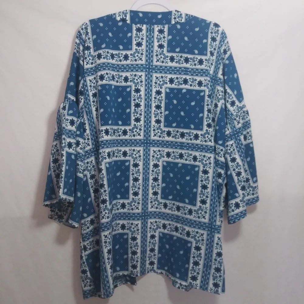 Blushing Heart Blue and White Patterned Patchwork Kimono Coverup Size L Size L - Image 6