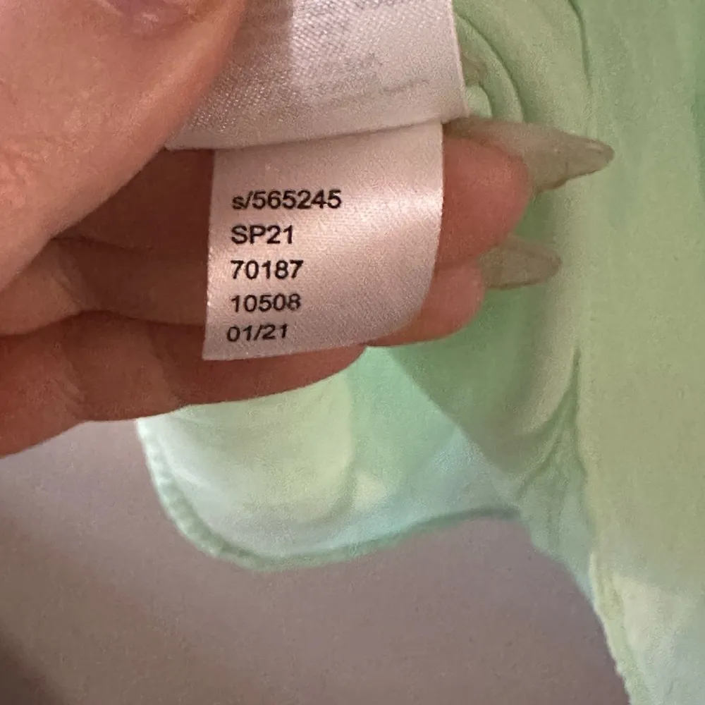 Ann Taylor Smocked Yoke Mock Neck Top Size XXL - Image 4