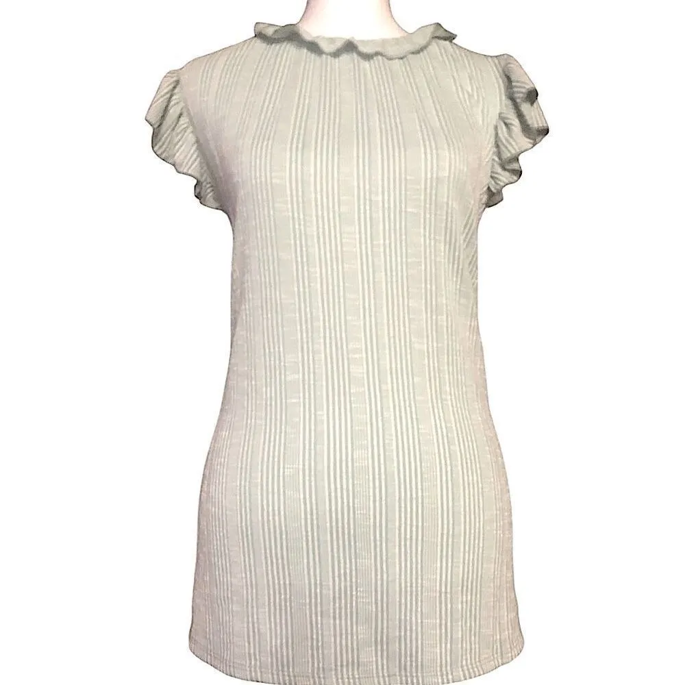 Very cute top white light green stripes with ruffle neckline has no tag Szmed/lg Size undefined - Image 2