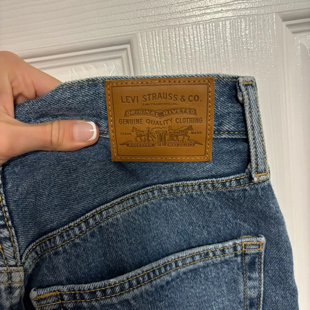 Levi's  High Loose Jeans - Image 5