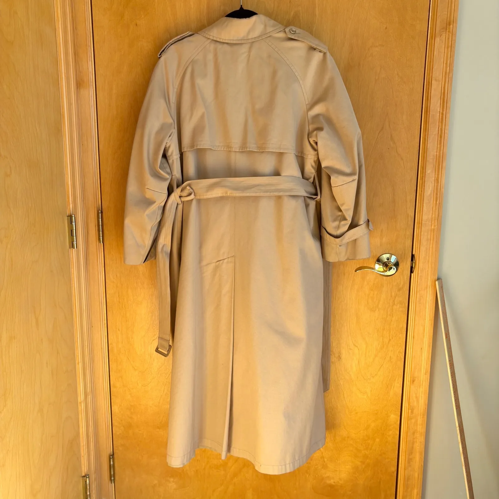 London Fog Classic Beige Double Breasted Trench Coat Belted Size 14 1/2 - Image 8