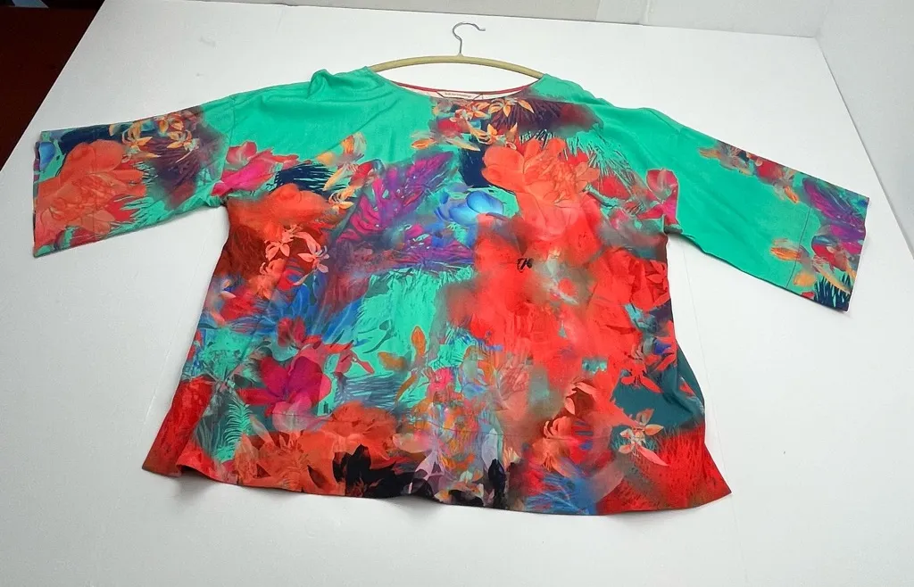 Soft Surroundings Top Womens Large Marciana Bright Abstract Sea Reef Popover - Image 1