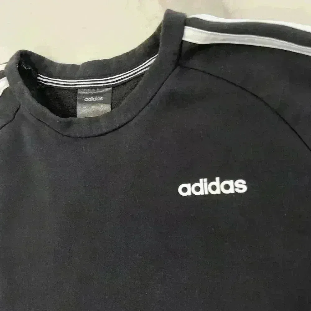 Adidas Athleisure Pullover Crewneck Activewear Sweatshirt Black Women's Small - Image 3