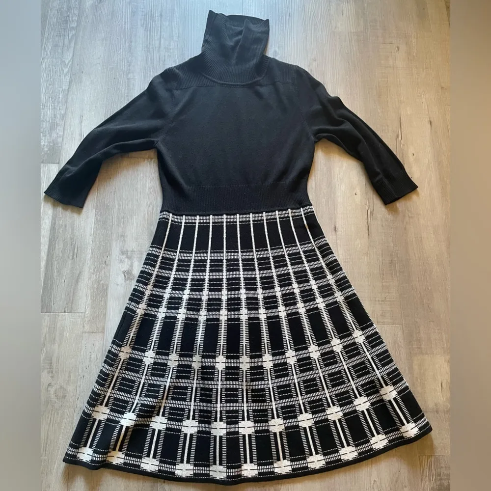 J Howard Plaid Turtleneck Knit Dress Black White Long Sleeve Midi Size Large - Image 3