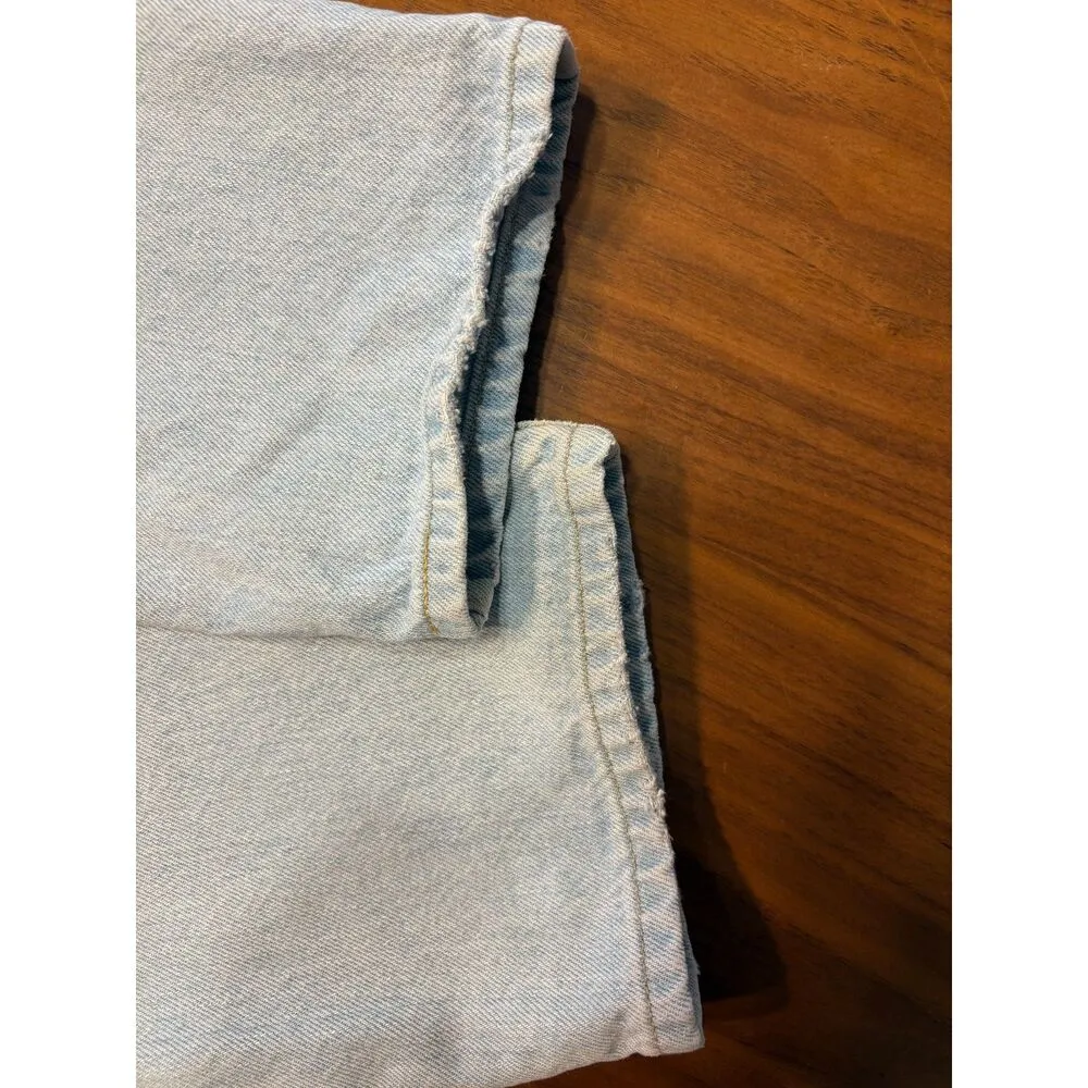 501 Light Wash Size 31 X 32 - Image 3