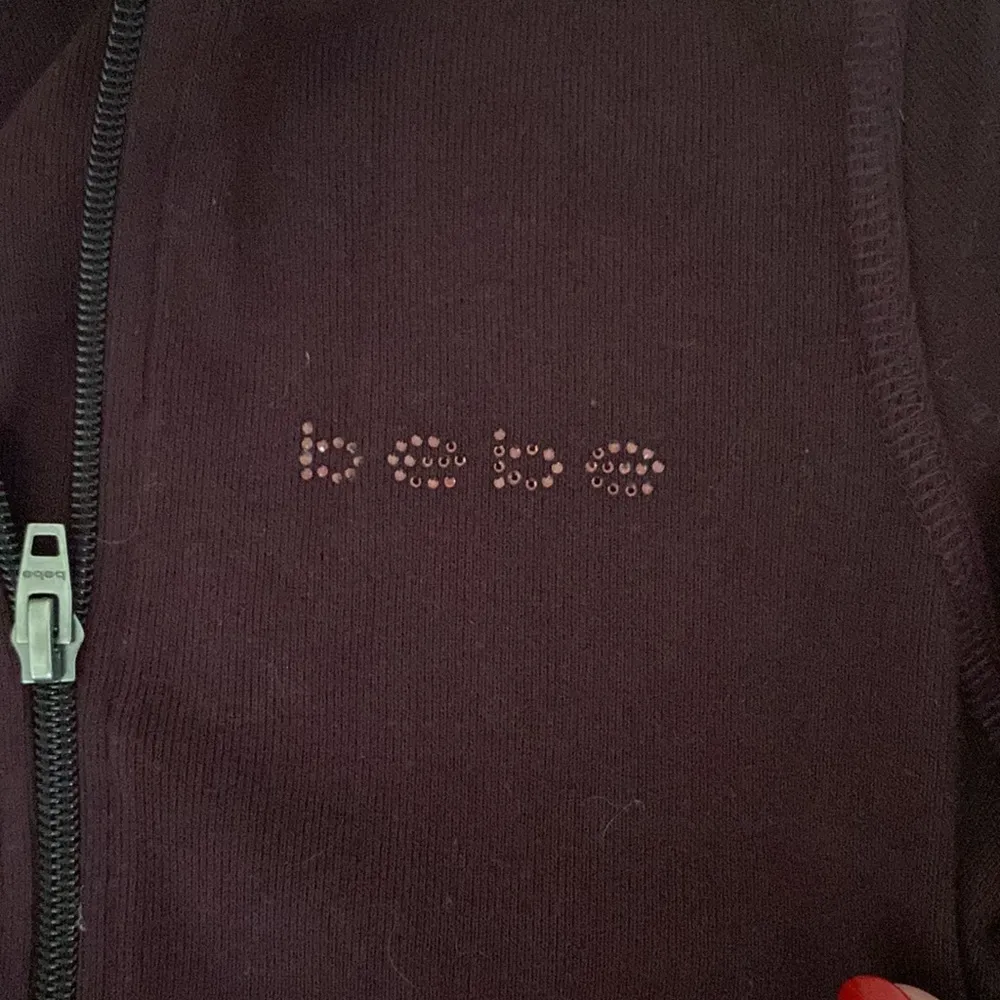 Y2K BNWOT bebe logo zip up track jacket size XS rare burgundy rhinestones - Image 3