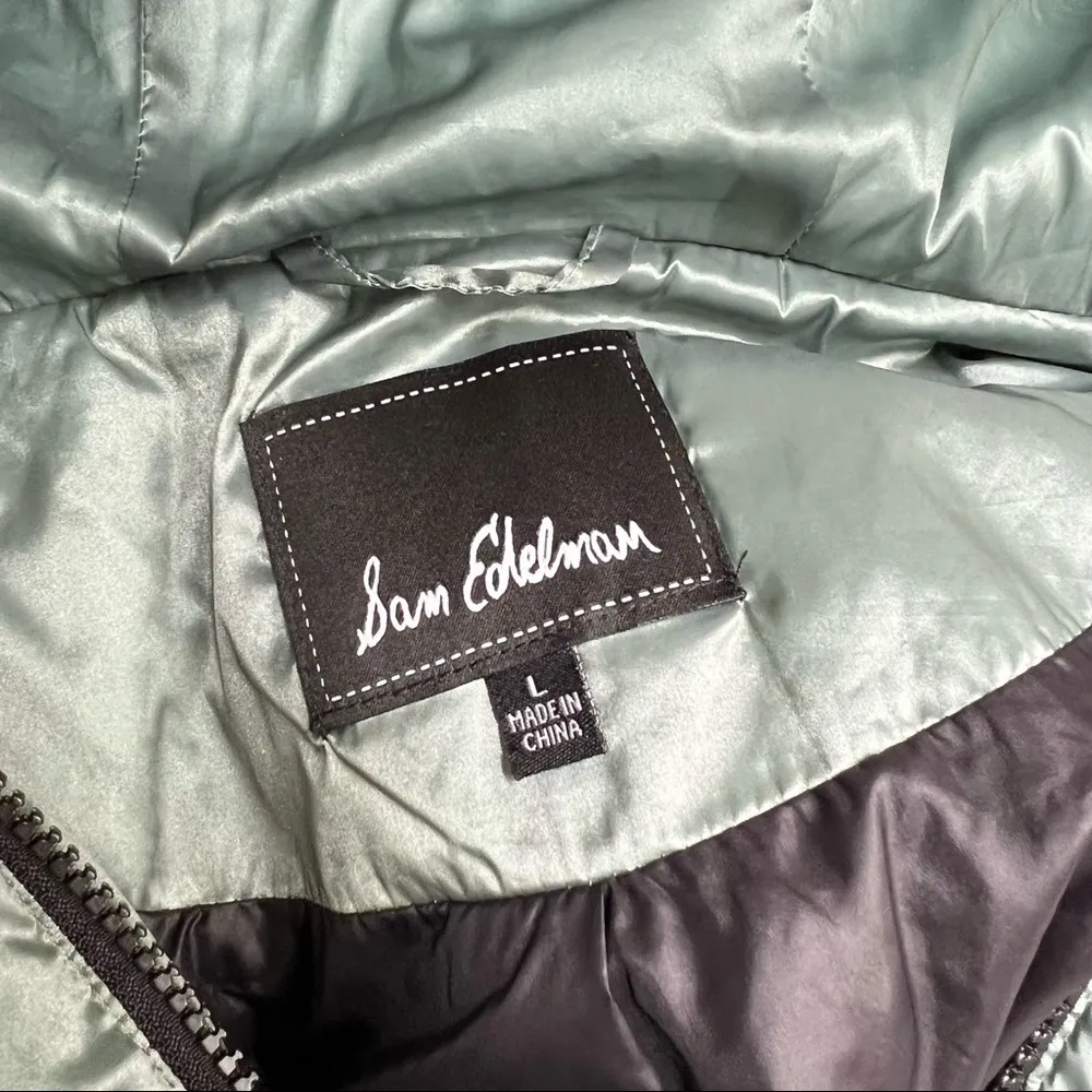 Iridescent Water-Repellent Hooded Puffer Jacket large - Image 8