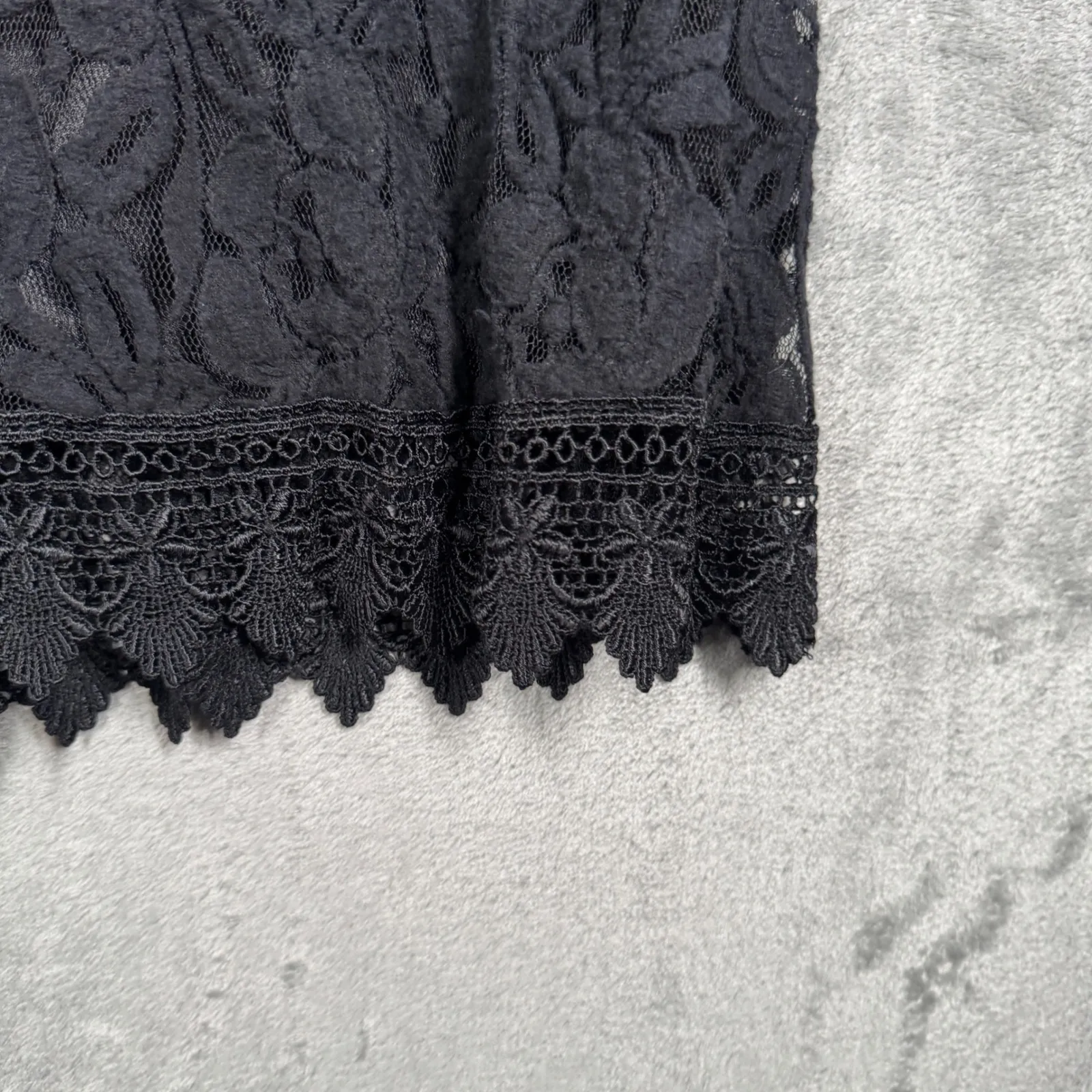 Angie Dress Womens M Black Lace Beaded Neck‎ Sleeveless Shift Cocktail Party - Image 6