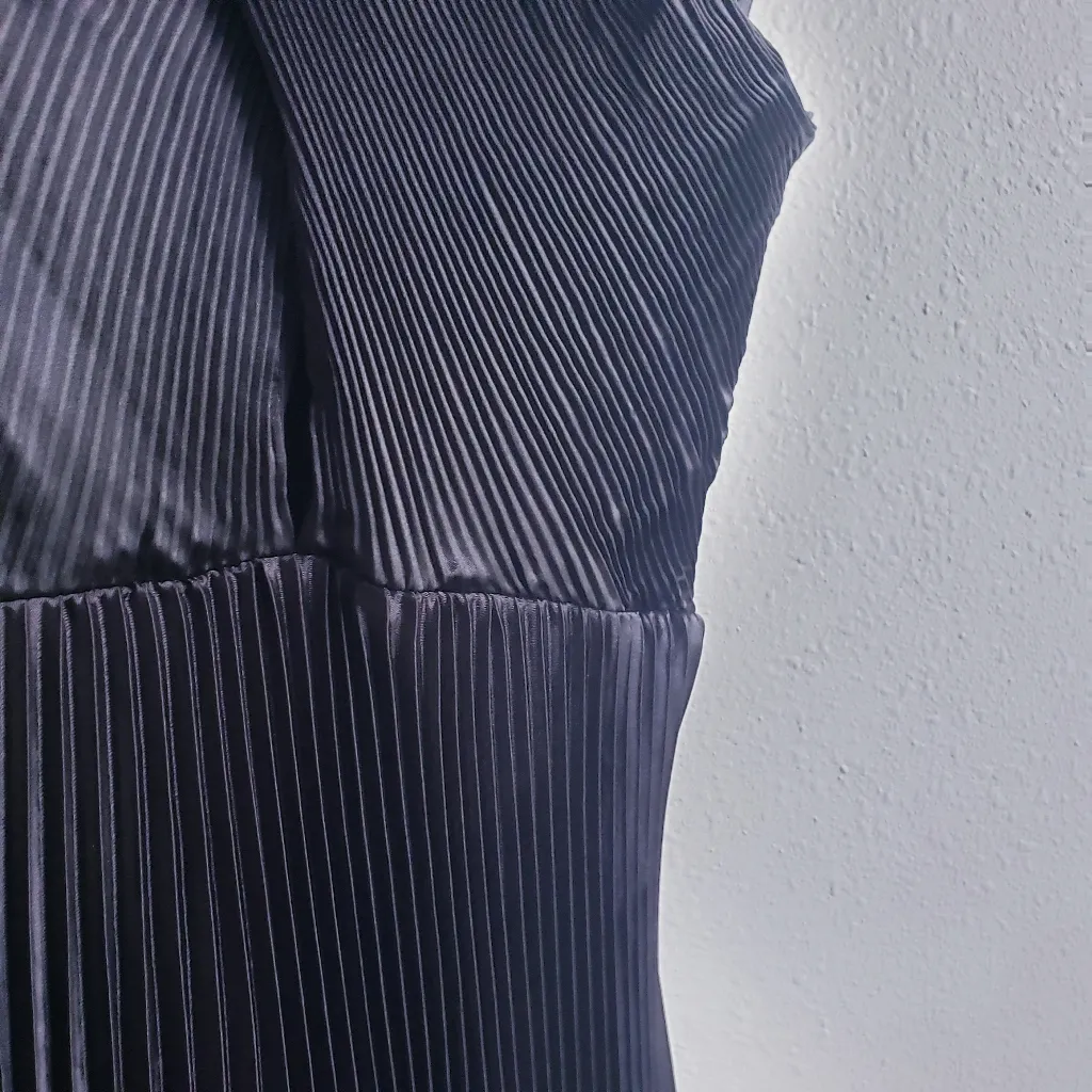 Sandra Pleated Maxi Dress Criss Cross New Without Tags - Image 6