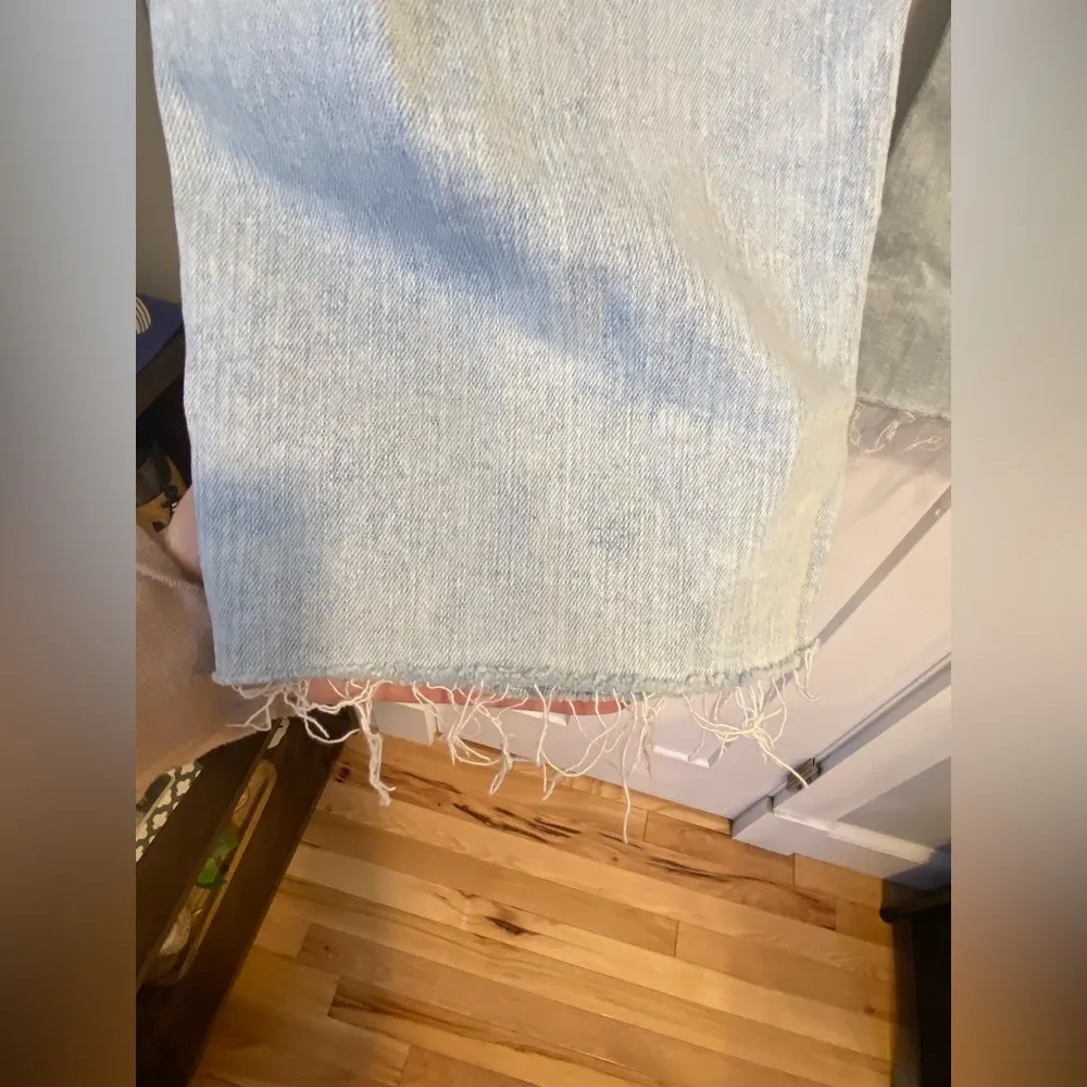 NWOT Studio Blue Straight Leg Jeans Size 32 - Image 3