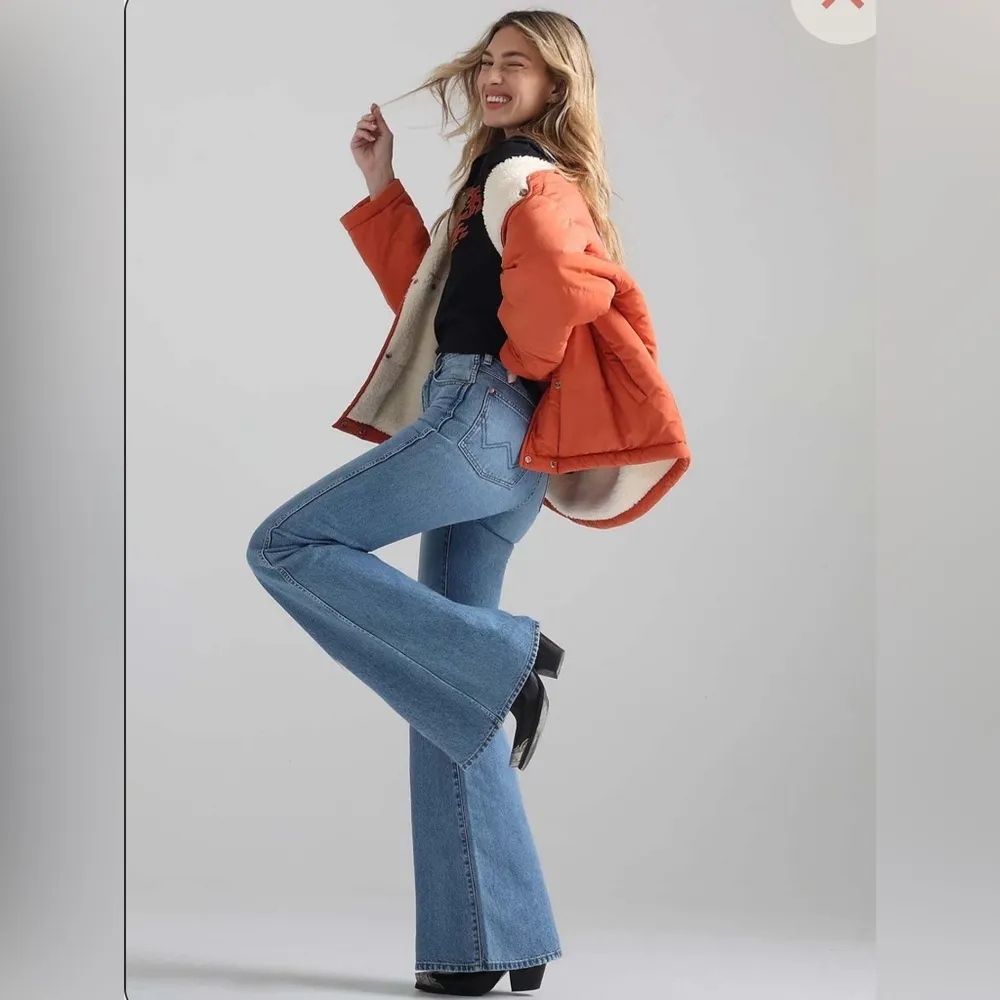 Wrangler Reversible Sherpa Jacket NWT Small - Image 3