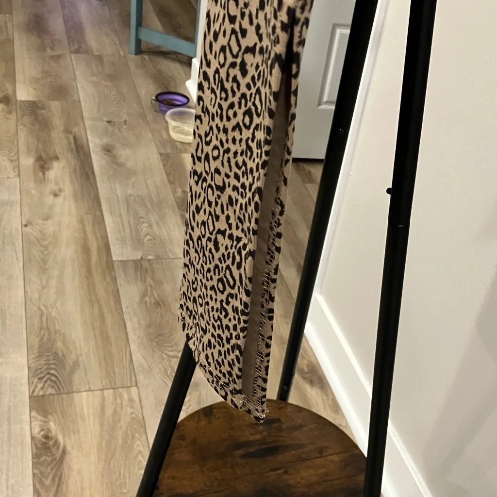 Jade by Jane Chic Leopard Print Pencil Skirt Black Size undefined - Image 4